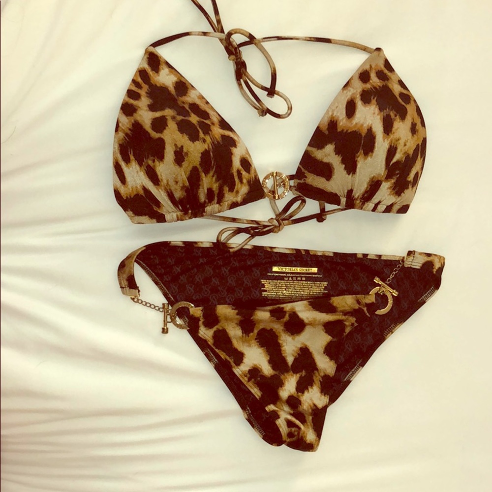 LIKE NEW Victoria’s Secret Chain bikini